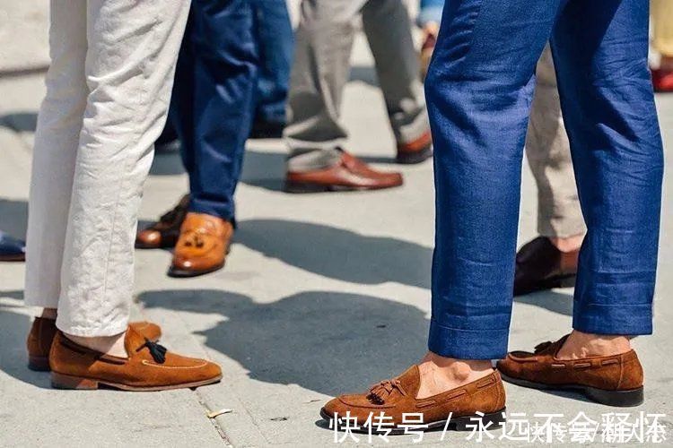 运动鞋 高质量男性如何选鞋?若是不想盲目跟风,劝你少穿AJ和Yeezy