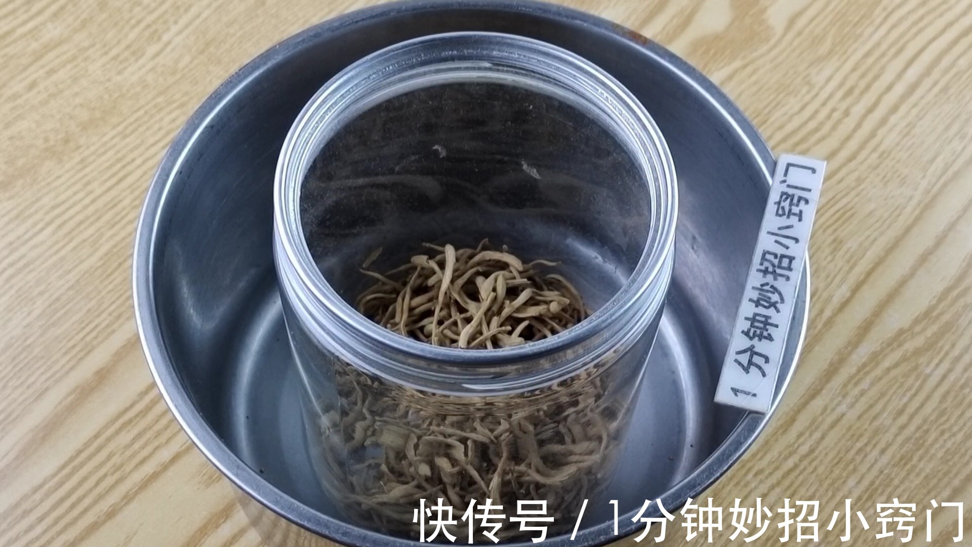 餐具|你家还在用不锈钢餐具吗?还有人不知道怎么回事,快看看