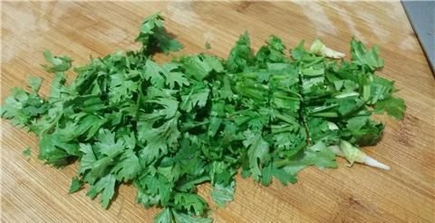 哈气|凉粉,又麻又辣吃得直流汗水,嘴直哈气