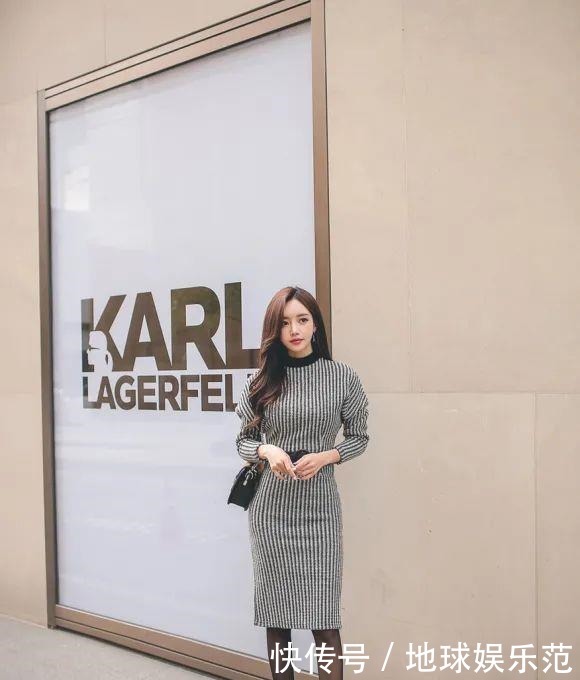 鉴赏|美女鉴赏:波普视觉条纹时髦白领针织裙