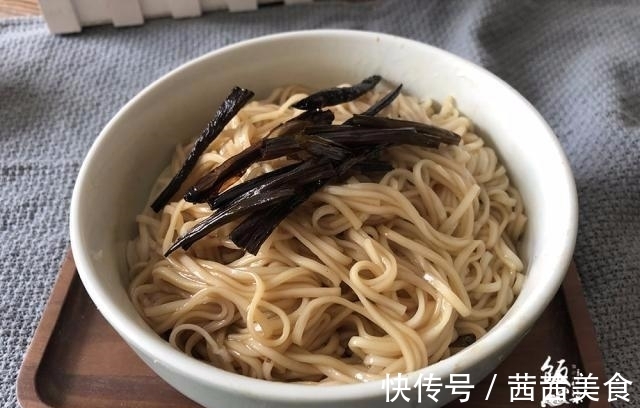 葱油|《向往的生活》一碗面,让半个娱乐圈的人流口水,做法也是很简单
