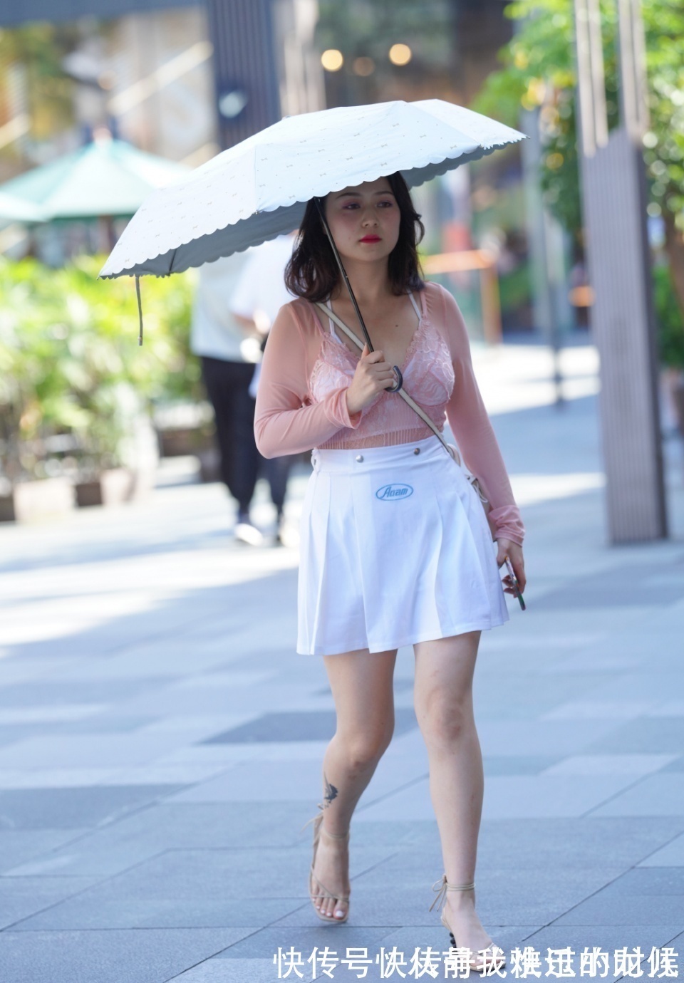 阿姨 微胖“阿姨”的清凉穿搭,看着干净舒适,既减龄又“秀身材”!