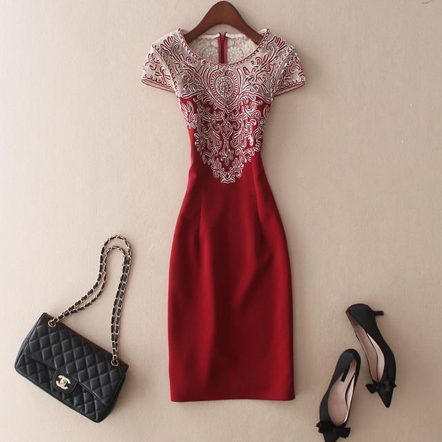 小蛮腰|一件旗袍裙,一个心情,一个婀娜多姿的身段,一种名门望族的气质