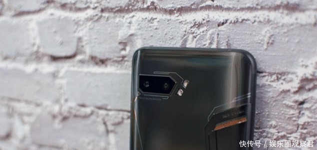 有没有|有没有一种手机,摄像头满足扫二维码!而处理器、屏幕是顶配呢