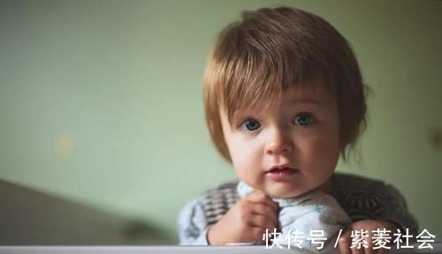 父母|孩子的画笔下,若是出现这三种画,父母需警惕孩子或已受伤害