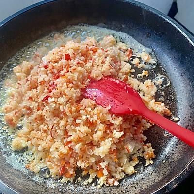 懒人最爱的蒜蓉满满的生蚝，因为它我都爱上做饭了