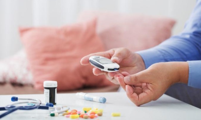 骨质疏松症|常吃六味地黄丸的男人,最后都怎么样了听听医生怎么说