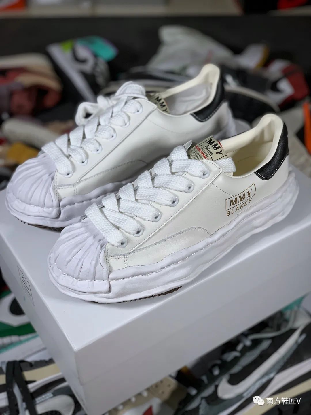 溶解鞋|运用解构将贝壳头vans匡威等换底,三原康裕溶解鞋爆火网络?!