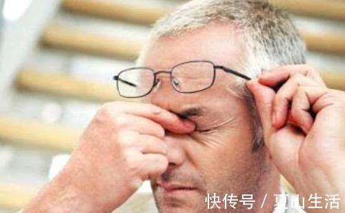 胸痛|出现“1粗1大2痛”的异常表现，警惕肺癌或已上门，及时查肺