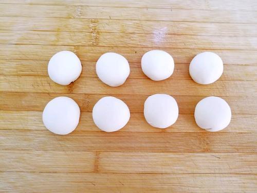 做馒头,千万不要用酵母,换这个发酵,馒头不仅更白,还更香!