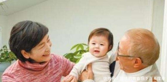 下岗|为什么如今姥姥带孩子多，奶奶下岗了原因有三，答案值得反思