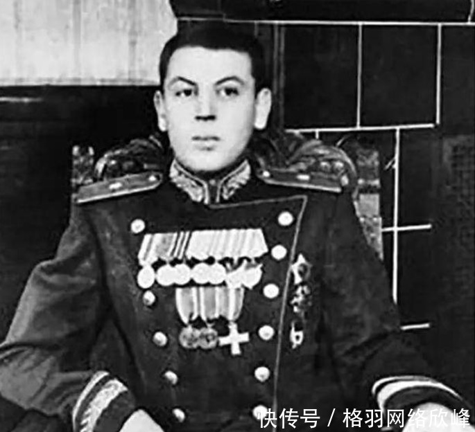 大权在握|斯大林一生风光,大权在握,其儿女却无福消受,多死于非命