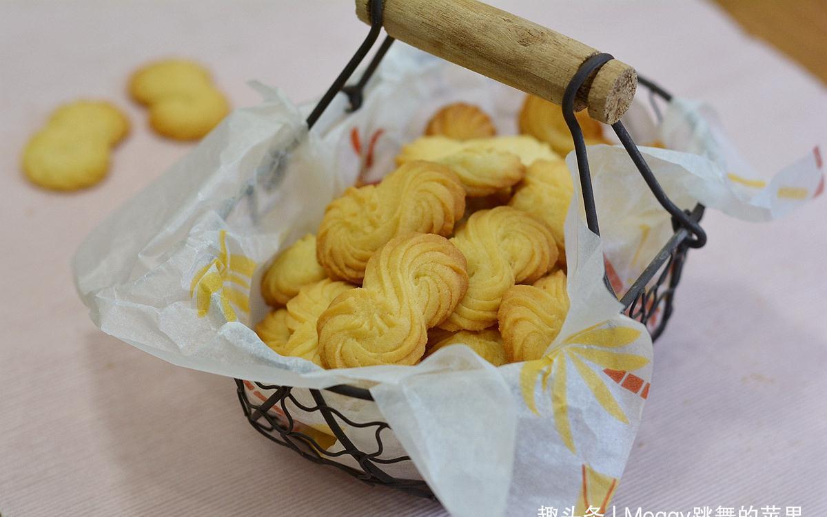 喝不完的酸奶新吃法,用来做的曲奇真酥香,自家吃送人都很棒