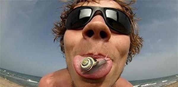 吃法式蜗牛,记住别向服务员要牙签,这种吃法是会被笑话的