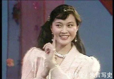 《正大综艺》主持人现状：张政改行，吉雪萍嫁豪门，林海二婚幸福