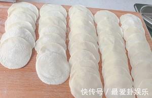 小笼包家里怎么做？送您快手版小笼包做法，简单美味，吃不够