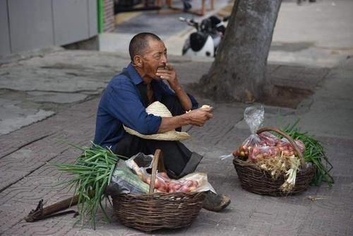 增强免疫力|年龄越大，越要多吃肉？医生建议：过了60岁，这2种肉不妨多吃些