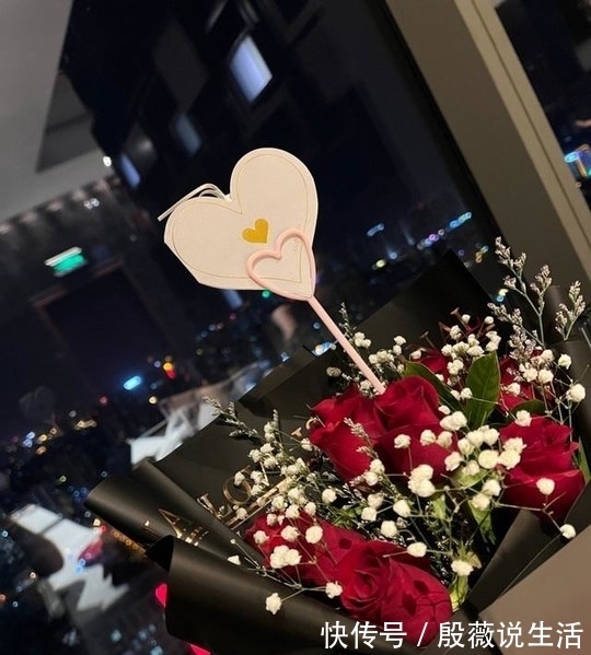 乔艳蕊|结婚9周年,史冬鹏送妻9朵玫瑰,有2个可爱女儿,刘翔仍没要孩子