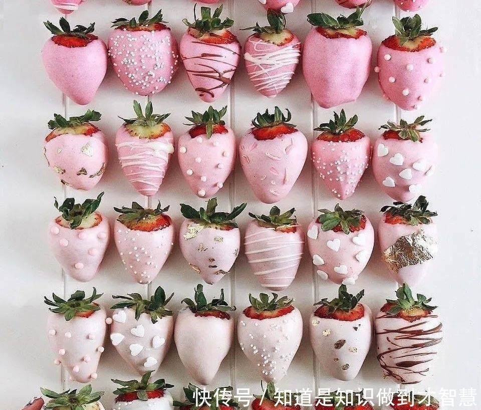 冬季精致女孩行为大赏：吃水果