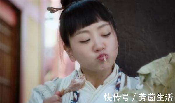 游本昌吃坏食物王宝强喝牛奶,而她吃20个鸡腿,见到鸡腿就想吐