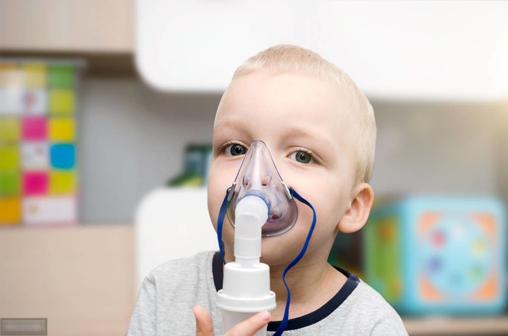 入呼吸道|家长给孩子做“雾化”真的危害比输液还大吗？家长您真的了解吗？