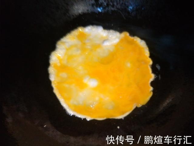 黄瓜|西红柿炒黄瓜，记住放菜顺序，出锅软嫩鲜香，清脆好吃