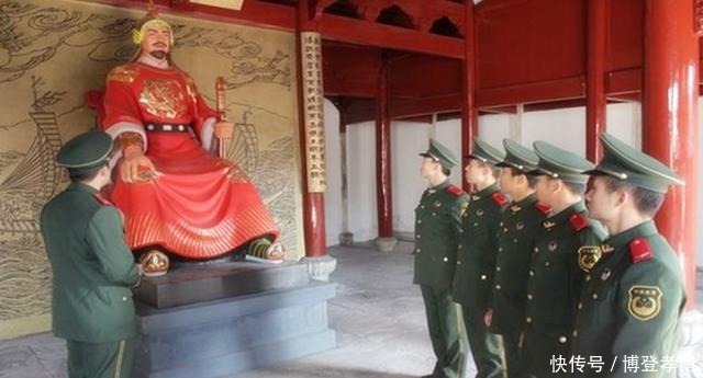 此人|此人对待日本人绝对是个狠角色，动不动就全歼，活下来的直接斩首