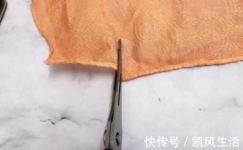 锈斑|用剪刀剪一剪易拉罐,太聪明了,用途花钱买不到,简单还实用