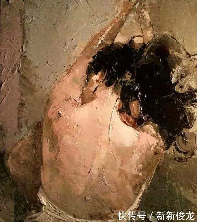 画家@她以生动、动感和现代的笔触,描绘画面