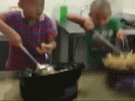 |搞笑GIF:温馨提示:朋友结婚放鞭炮千万别再这样了