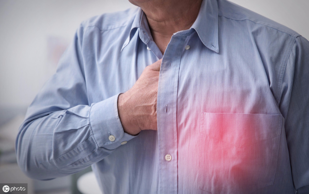 酸叶酮|经常失眠用1叶子泡水喝，农村常见，每天一点，睡的比猪香