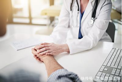 尿液有泡沫是怎么回事肾脏有问题原因可能有这