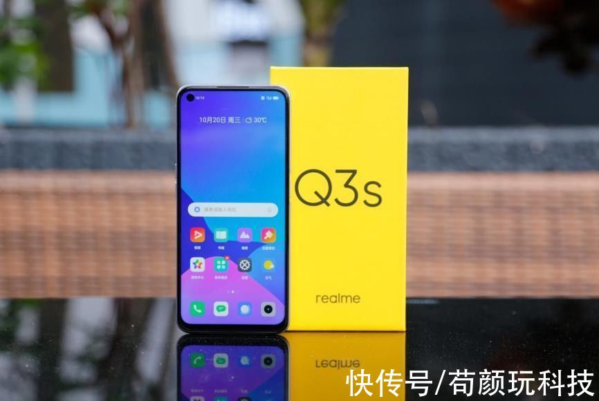 手机|realme 当之无愧的大黑马！双十一，一战称王