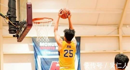 中国男篮|曾入选男篮集训队!NBA状元是他队友,张镇麟表弟为何不打职业?