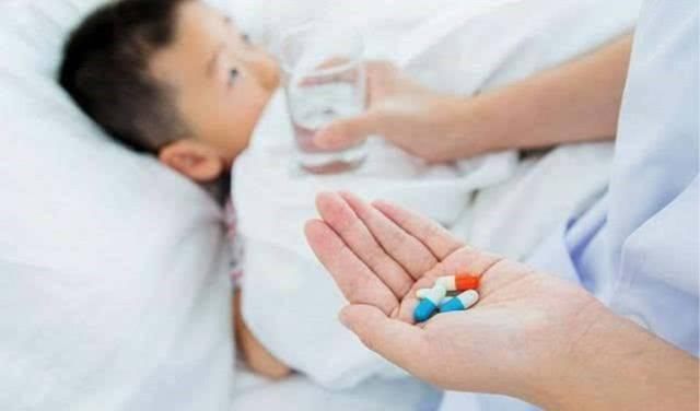 降低|药再苦,家长也不能用这些方法喂药,不然会大大降低药效