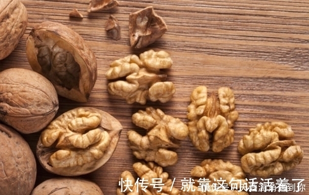 小知识|核桃什么时间吃“最补脑”很多人都在“瞎吃”，你吃对了吗？