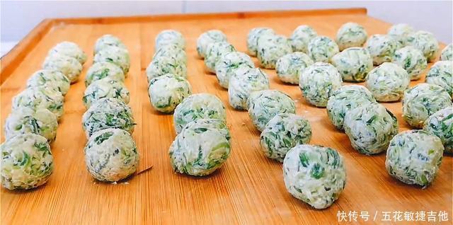 油腻|萝卜丸子家常做法,不加一滴水,外脆里嫩,一点也不油腻,太香了