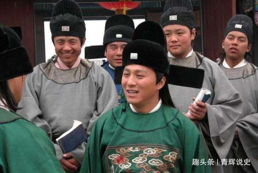 做法|头发怎样由白变黑李自成攻进京师时,明朝大臣的做法令人无语