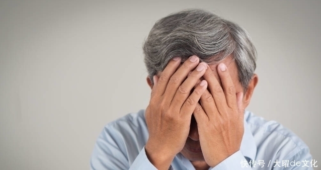 脏腑|眼睛总是莫名干涩,问题集中于一个脏腑,中医调治需抓住致病根源