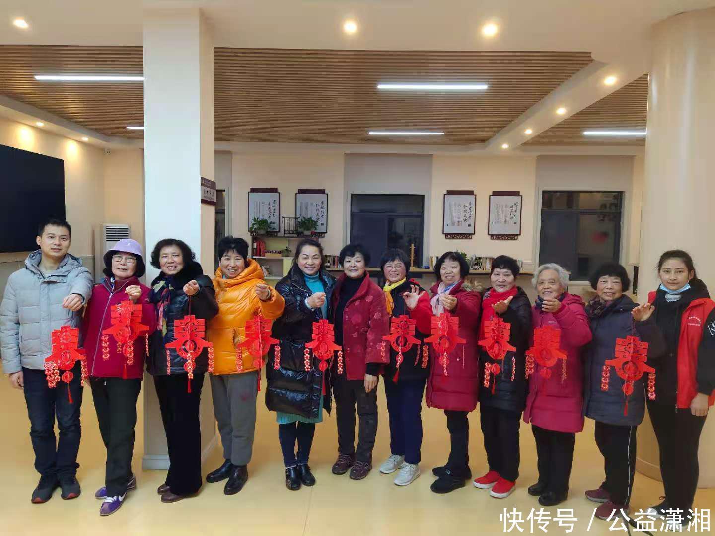 夕阳|金科园社区:“剪映夕阳”小组系列活动