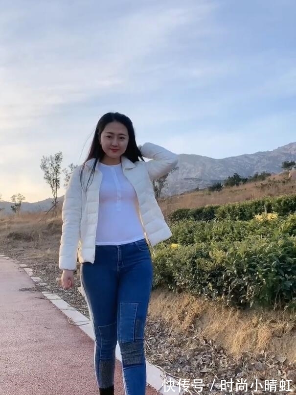t恤 适合微胖女生的牛仔裤，百搭又个性