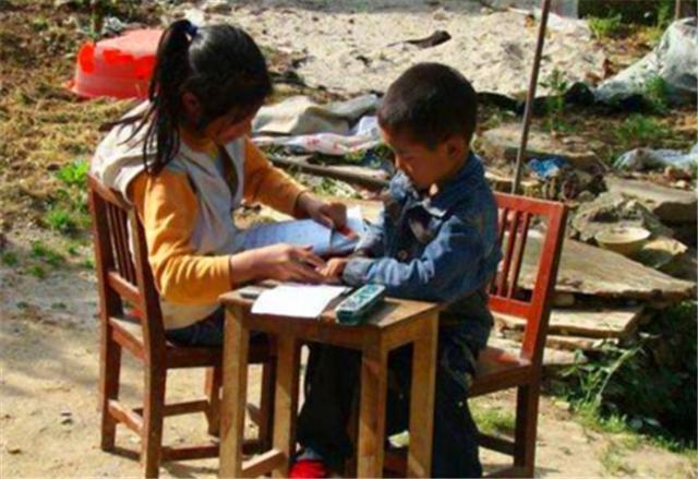 心酸$还记得11个姐姐凑32万给弟弟娶亲买房吗,后续如何,现实又心酸