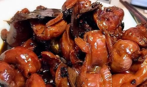 地地道道的几道家常菜，好吃又下饭，家人超喜欢的，上桌都抢着吃