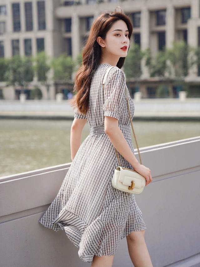 有气质|适合早秋的高级感穿搭衣服单品,温柔又优雅,迷人又有气质感