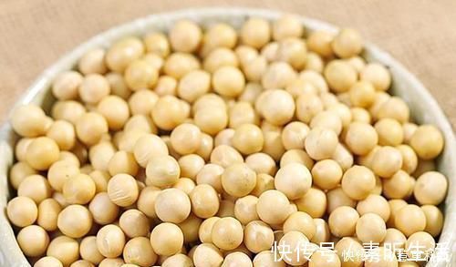 桑葚|女人不管多穷，多吃4种“黄体酮”食物，补充雌激素，滋养卵巢