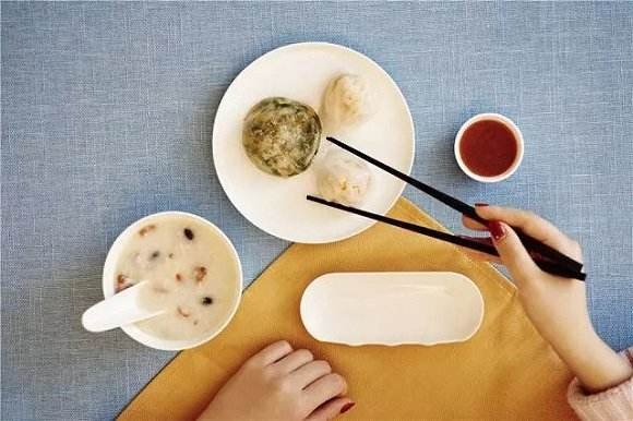  火锅|一人食火锅、一人食水果、一人食电饭锅……孤独的“一人食”和热闹的商家