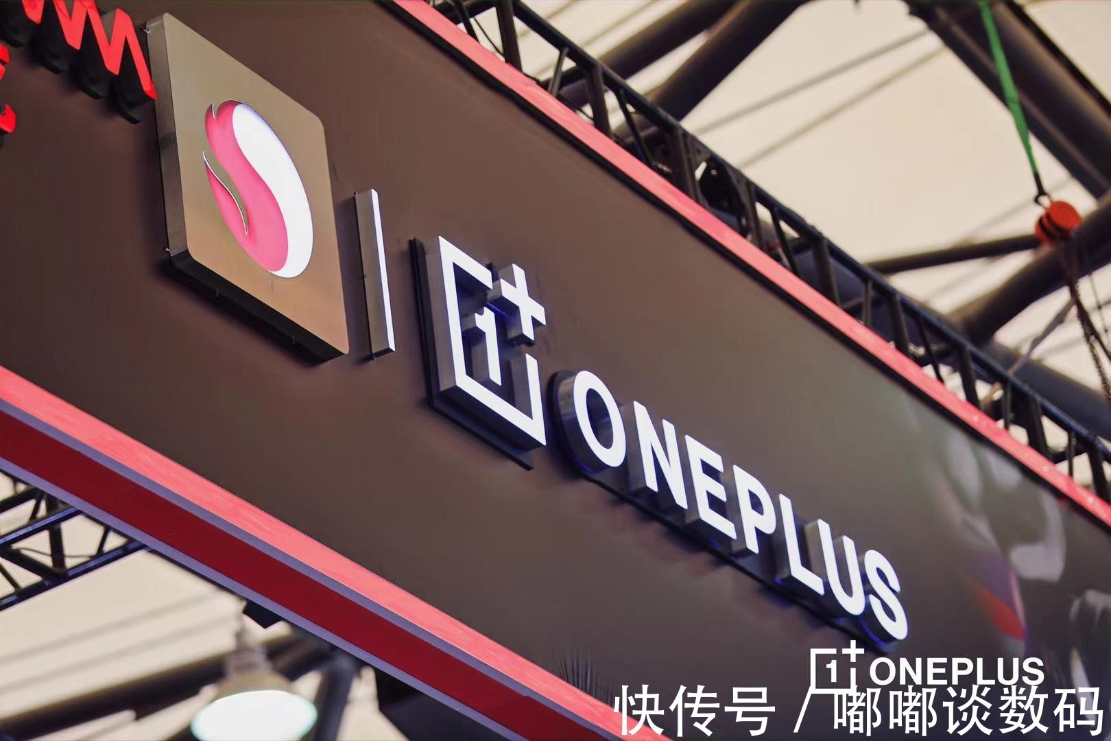 展台|2021 Chinajoy拉开帷幕:五菱汽车、迪迦奥特曼汇聚这家展台