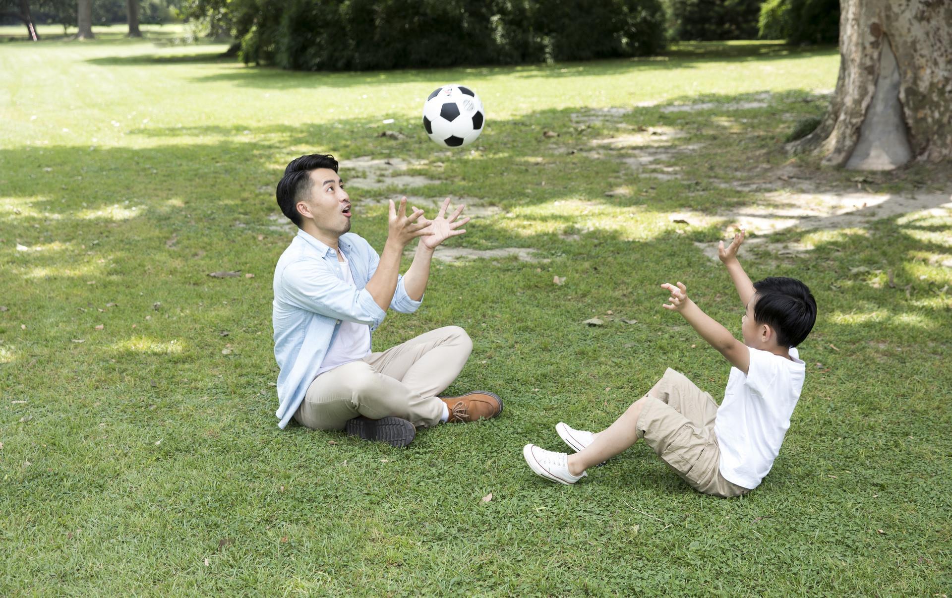 学习成绩|10岁女孩肚子疼，连做两次胃镜都正常，心理医生：培训班别上了