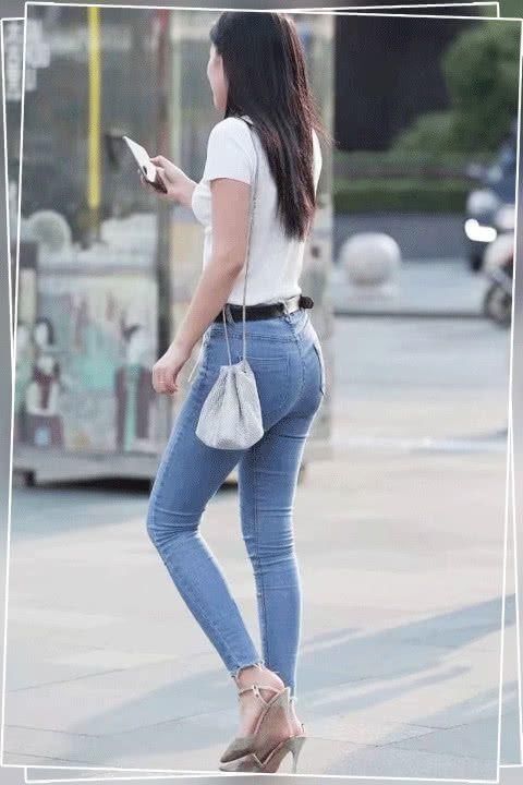 天气|不管什么天气，牛仔裤都是大街上随处可见的单品，轻松穿出性感