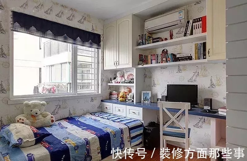 小户型|儿童房做个榻榻米床，搭配衣柜和书桌柜好不好？